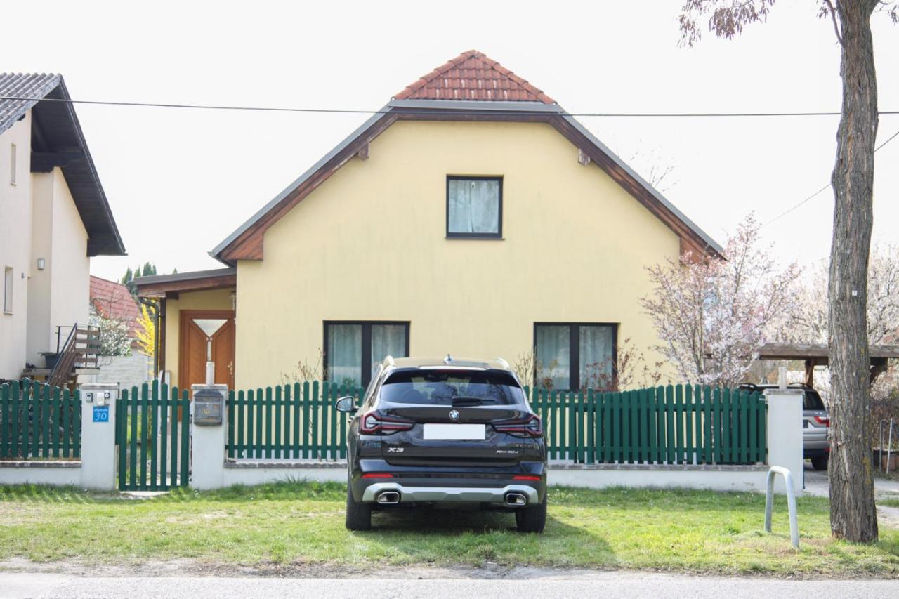 Small-Comfy Guest House In Donaustadt Garden - Not Shared! 维也纳 外观 照片